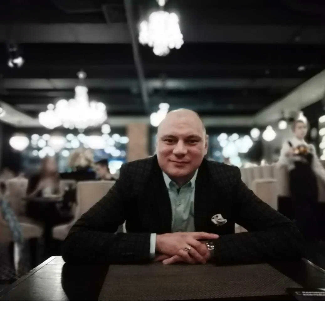 Андрей Макаренко